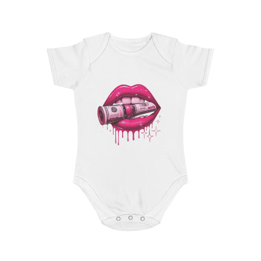 Cute Money Kiss Short Sleeve Baby Bodysuit – Trendy Baby Outfit for Fashionable Infants