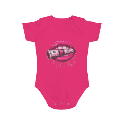 Cute Money Kiss Short Sleeve Baby Bodysuit – Trendy Baby Outfit for Fashionable Infants